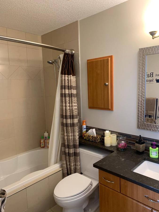 Dragonfly Inn Loft Suite Sherwood Park Esterno foto