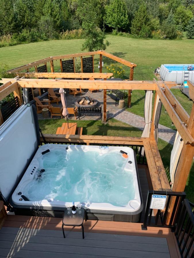 Dragonfly Inn Loft Suite Sherwood Park Esterno foto